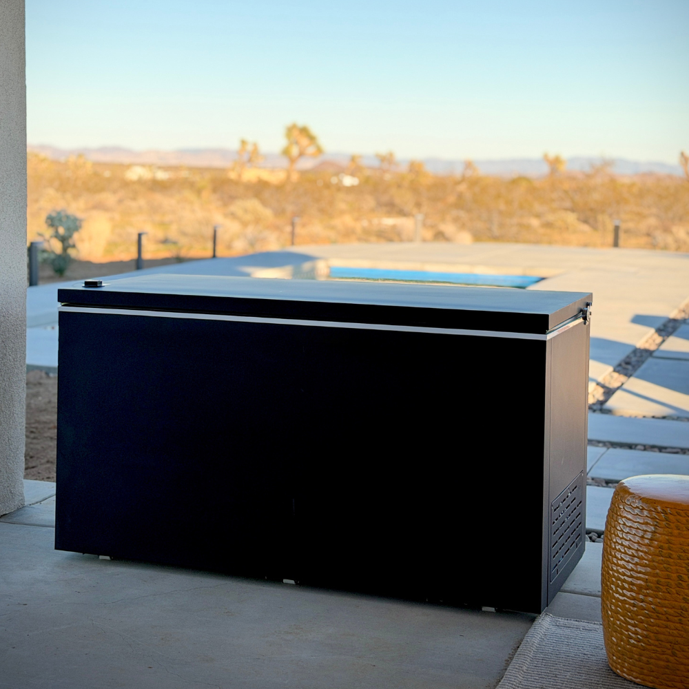 Matte Black Hardtop Residential Cold Plunge